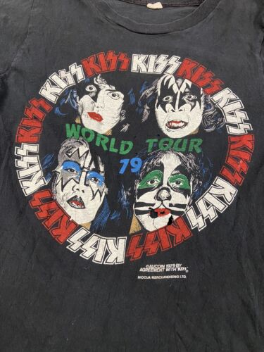 Vintage Kiss World Tour T-Shirt Size Small Black Band Tee 1979 70s