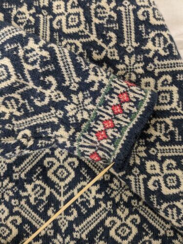 Vintage Dale Of Norway Wool Knit Cardigan Sweater Size Medium Blue Fair Isle