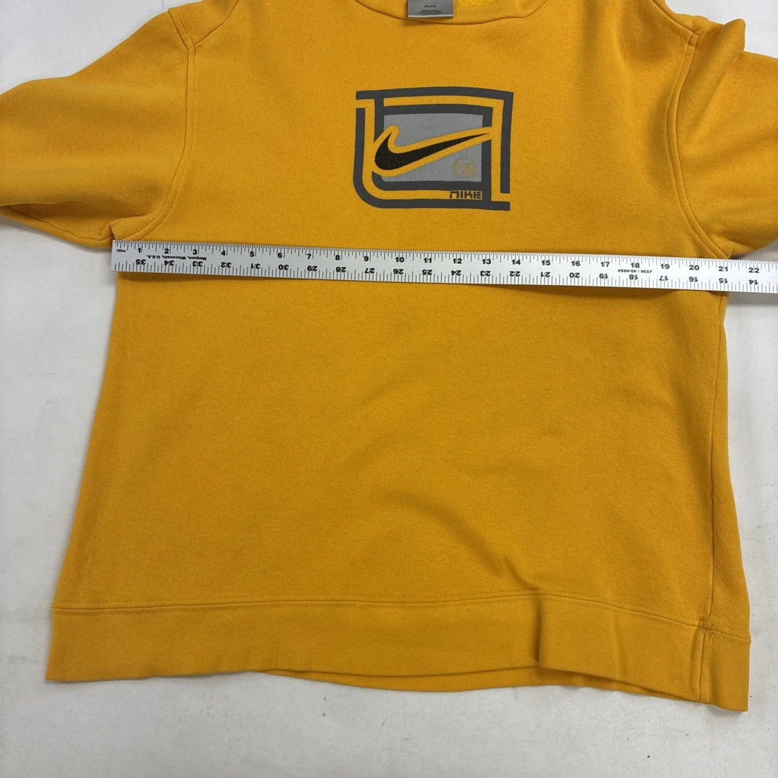Vintage Nike Crewneck Sweatshirt Size XL Yellow Embroidered Swoosh