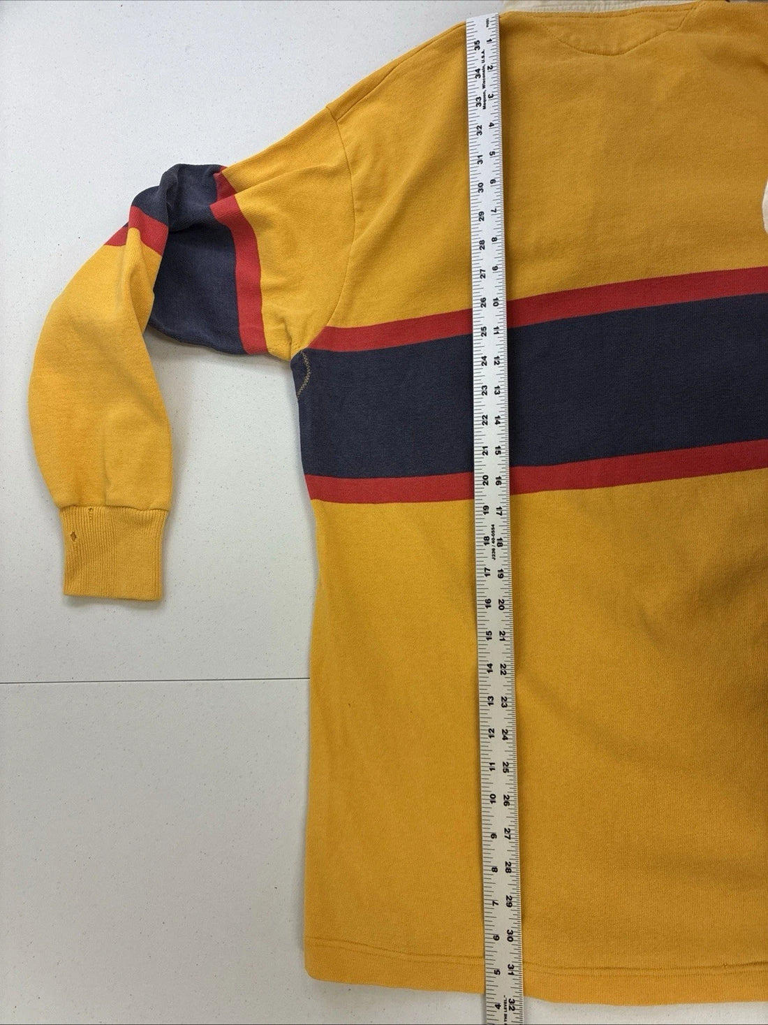 Vintage Queen's University Rugby Shirt Size Large