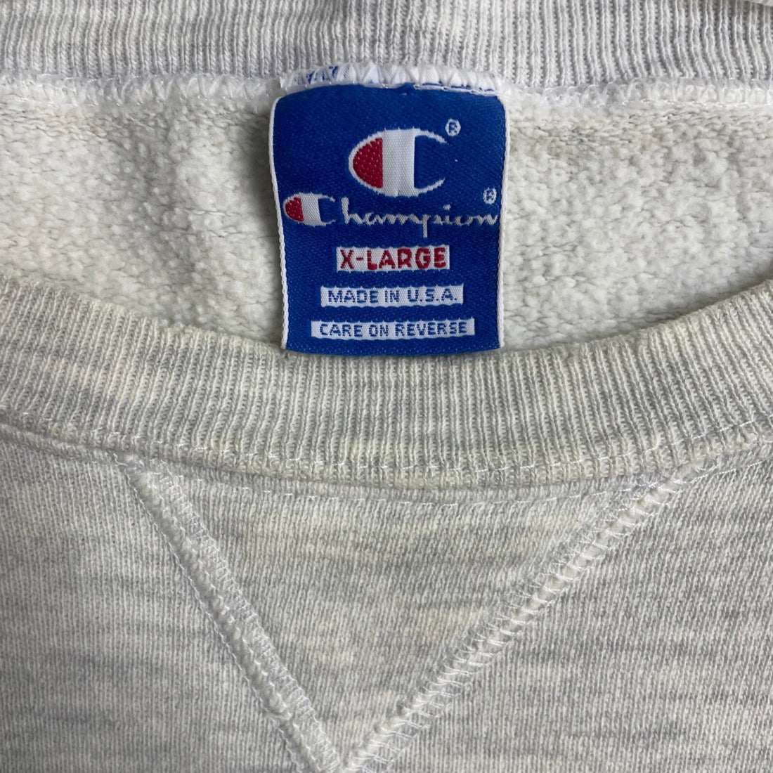 Vintage M.I.T. Crest Champion Crewneck Sweatshirt Size XL 80s