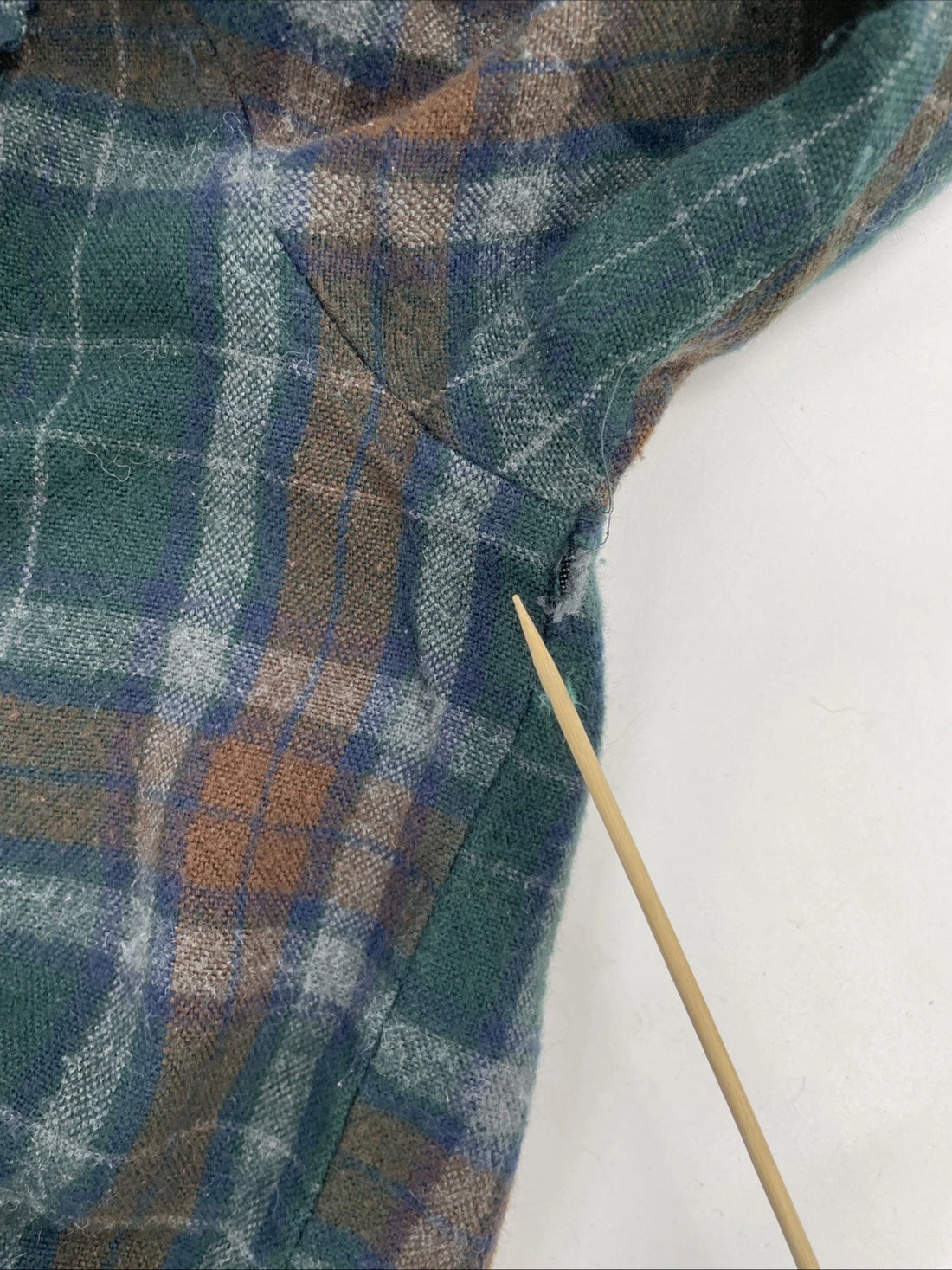 David Taylor Button Up Shirt Size Large Wool Blend Plaid