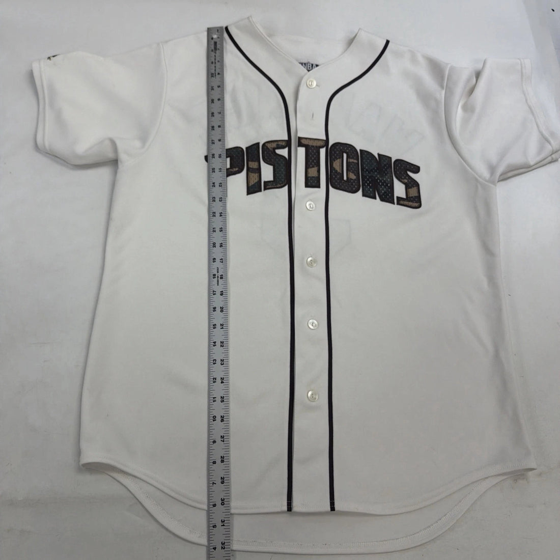 Vintage Detroit Pistons Ben Wallace Camo Majestic Baseball Jersey Size Large NBA