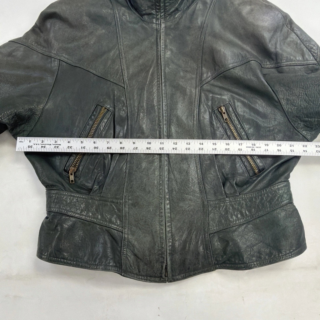 Vintage Wilsons Adventure Bound Leather Jacket Womens Size Large