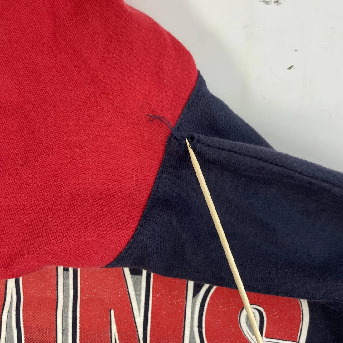 Vintage Minnesota Twins Hooded T-Shirt Size Medium 90s MLB