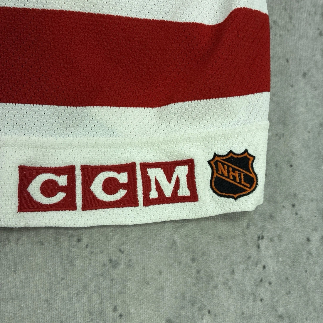 Vintage Detroit Red Wings Stanley Cup Patch Authentic Jersey Size 56 NHL