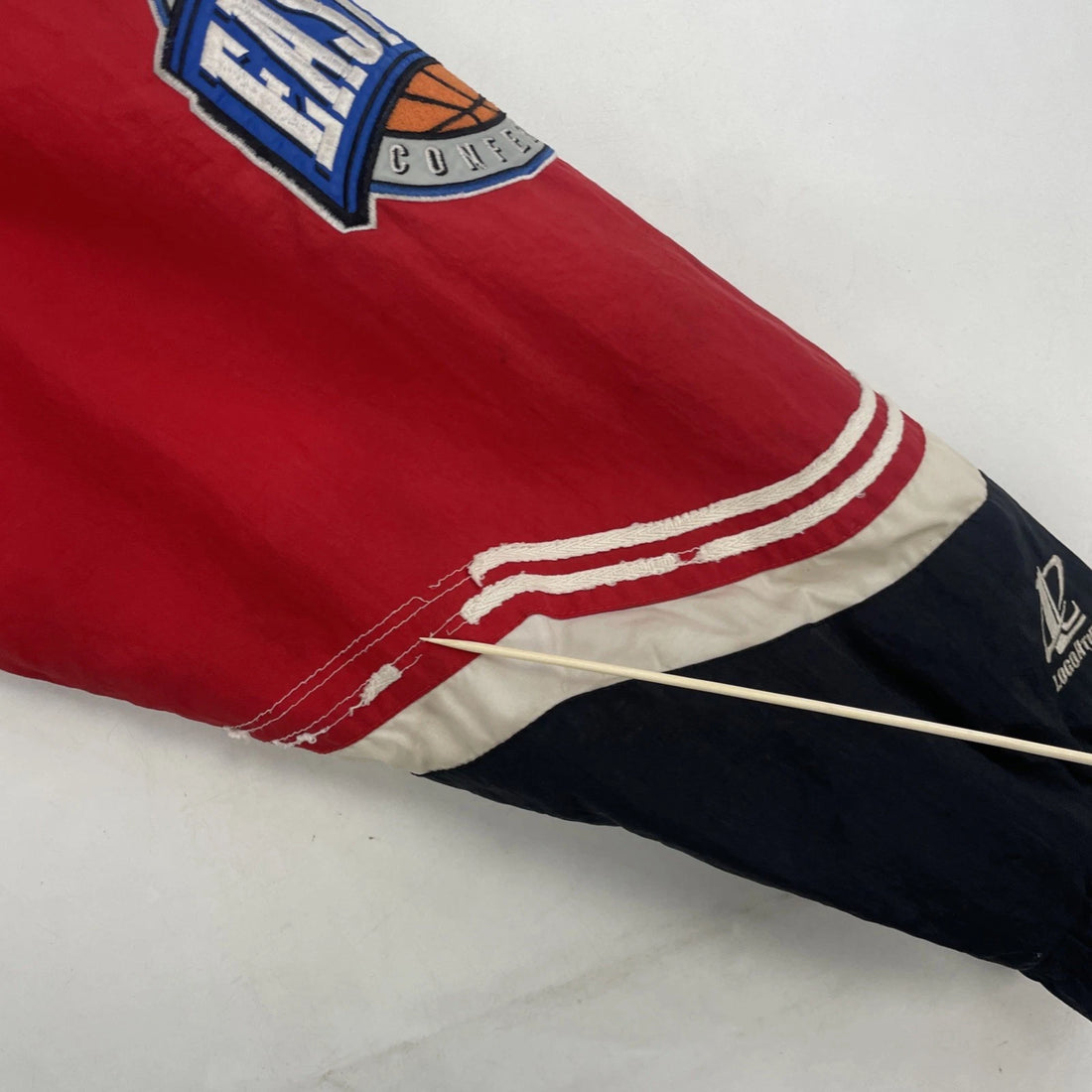 Vintage Chicago Bulls Logo Athletic Puffer Jacket Size XL NBA