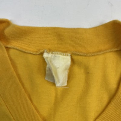 Vintage University Of Guelph Varsity Collegiate T-Shirt Size Large Yellow