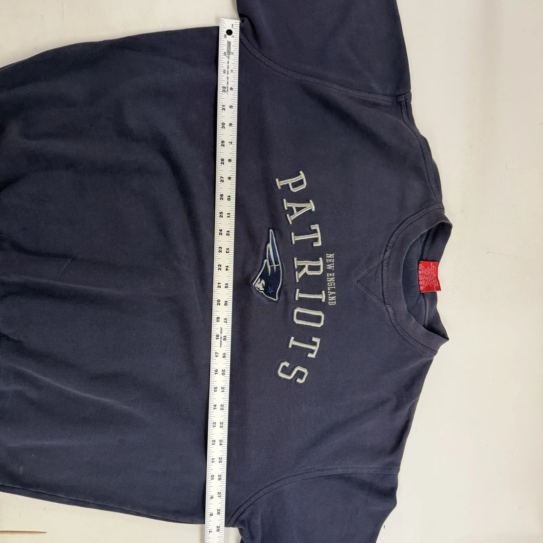 New England Patriots Sweatshirt Crewneck Size XL NFL