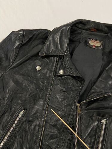 Vintage Shields Classic Motorcycle Leather Jacket Size Large Black Lighting Zip