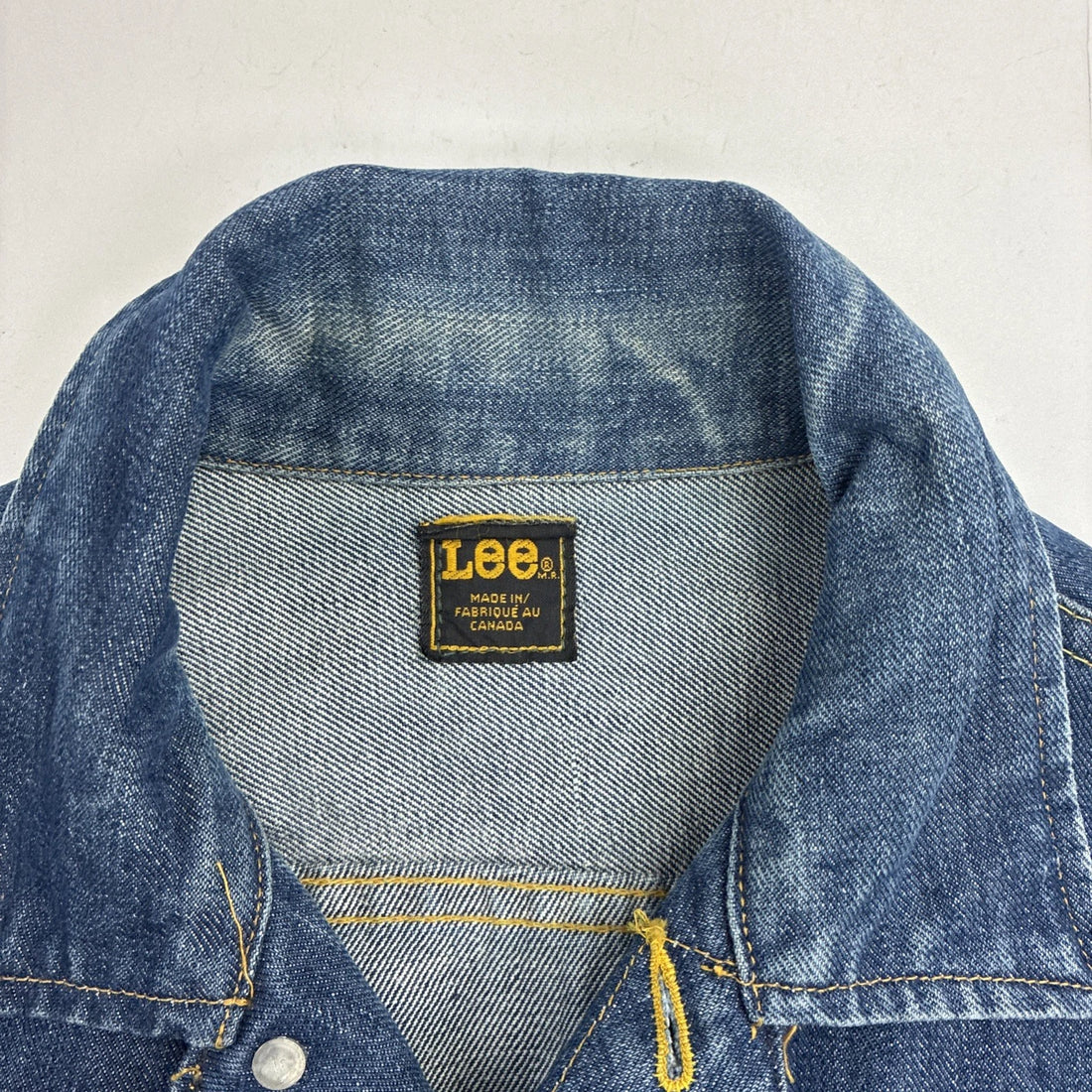 Vintage Lee Denim Trucker Jacket Size Medium