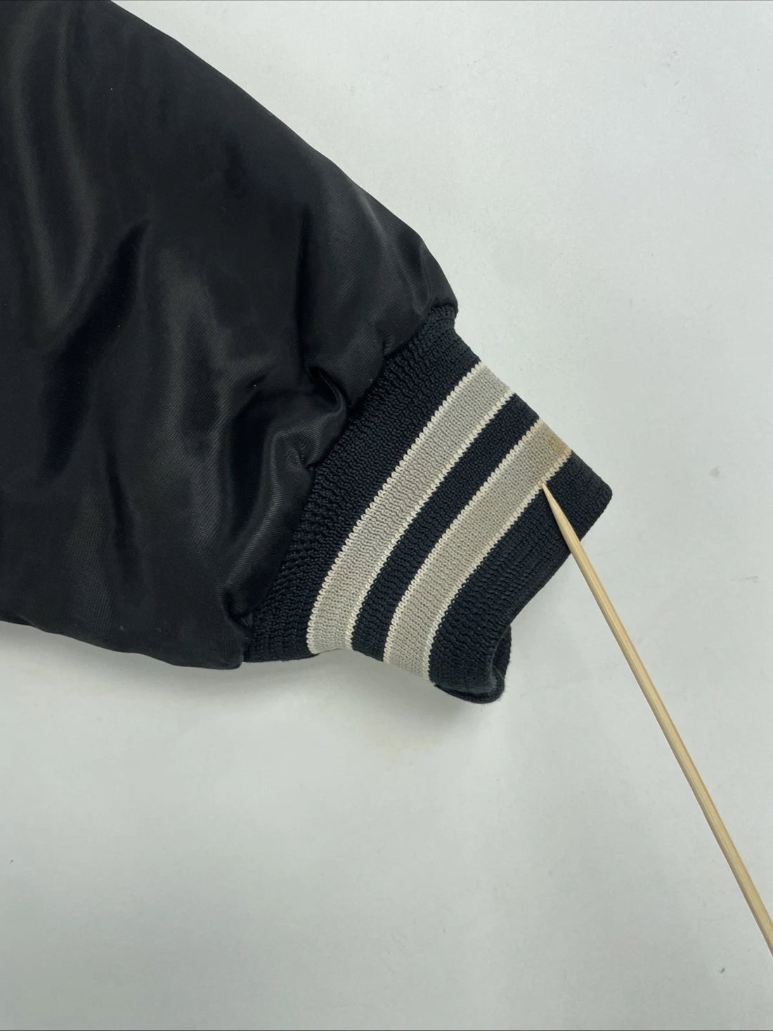 Vintage Los Angeles Oakland Raiders Locker Line Satin Bomber Jacket Small NFL