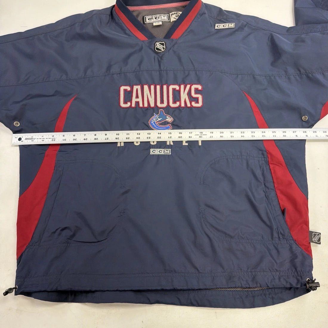 Vancouver Canucks Pullover Windbreaker Light Jacket Size Large Blue NHL