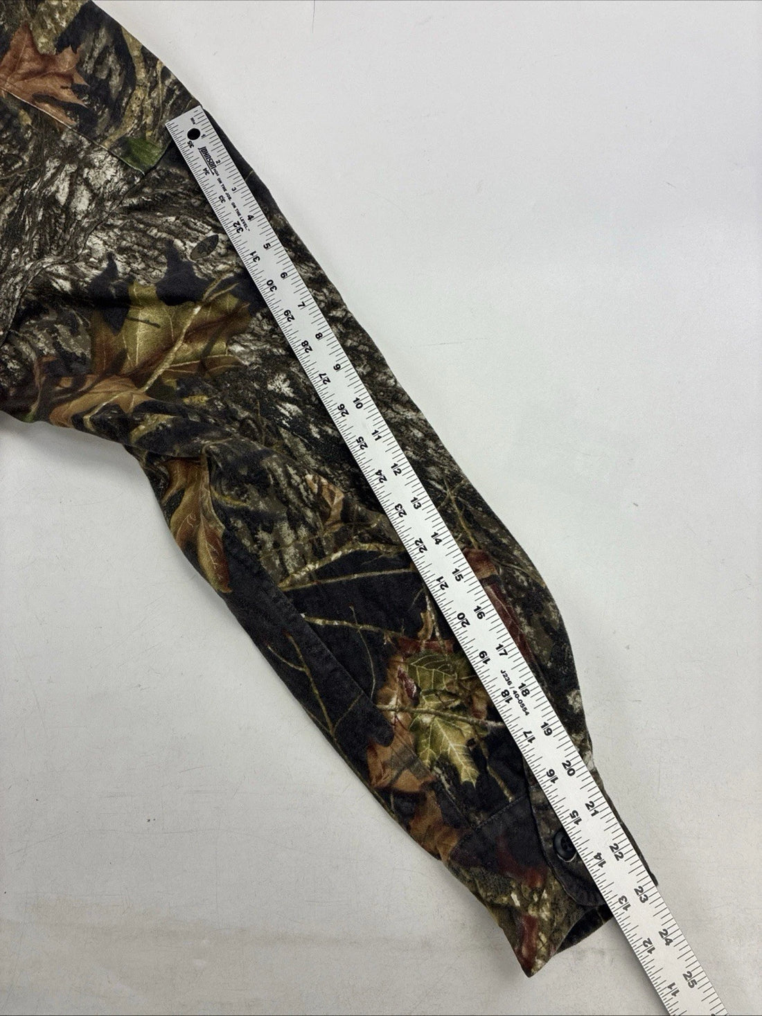 Vintage Cabela's Mossy Oak Break Up Camo Button Up Shirt Size Large