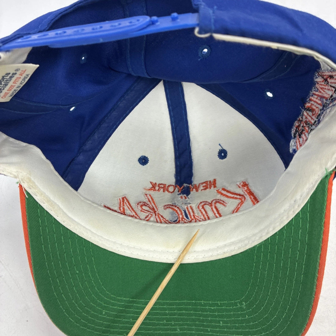Vintage New York Knicks Script Sports Specialties Twill Snapback Hat OSFA NBA