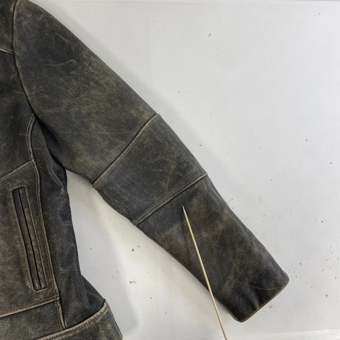 Danier Leather Jacket Size Medium