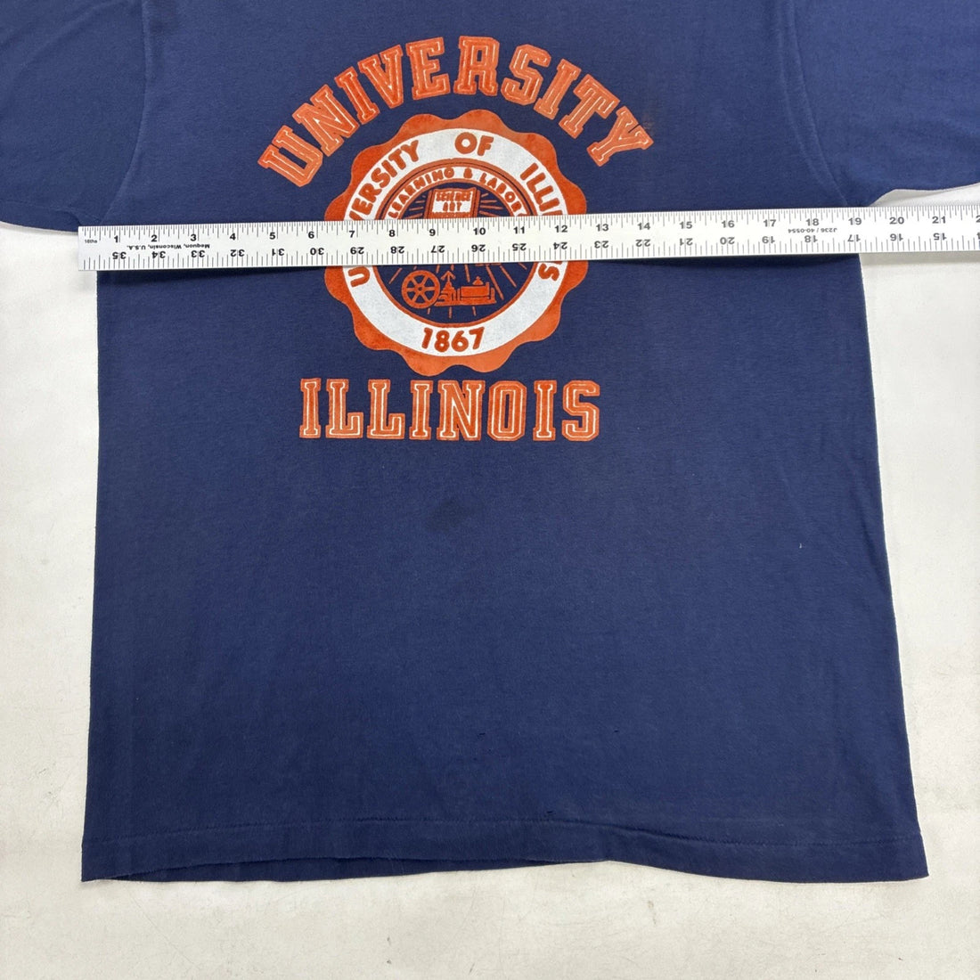 Vintage University Of Illinois Crest T-Shirt Size Large 80s NCAA