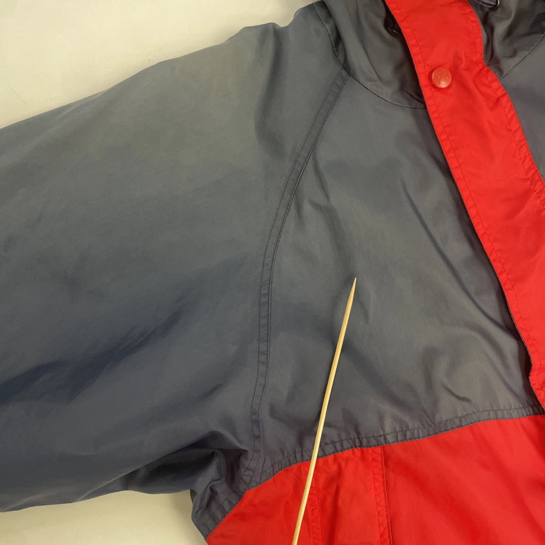 Vintage Helly Hansen Windbreaker Light Jacket Size Small