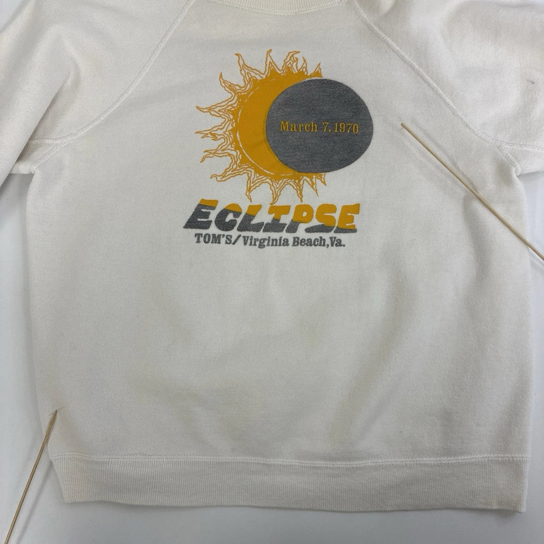 Vintage Eclipse Tom's Virginia Beach Sweatshirt Size Medium 70s