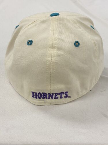 Vintage Charlotte Hornets Wool New Era Fitted Hat Size 7 1/4 90s NBA
