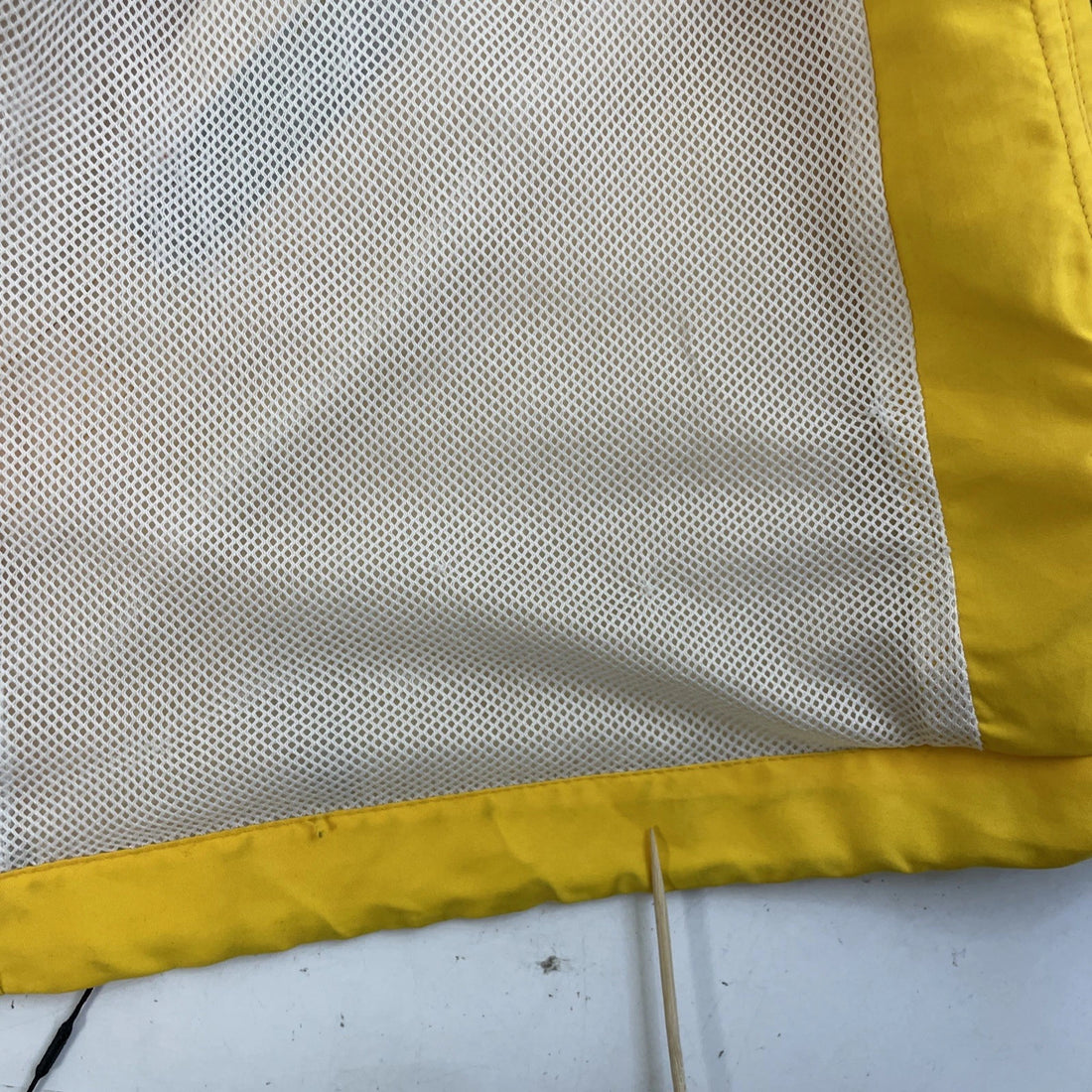 Vintage Nike Windbreaker Light Jacket Size Medium Yellow