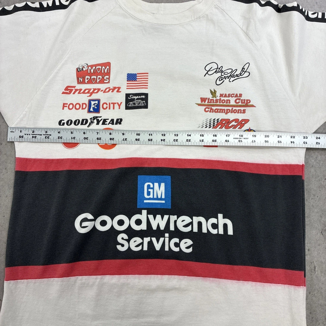 Dale Earnhardt Goodwrench Racing T-Shirt Size Large Vintage 90s