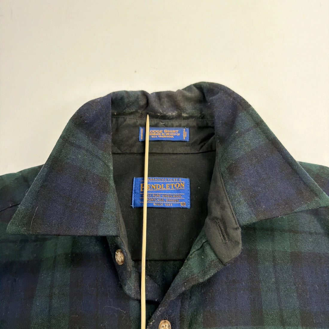Pendleton Wool Lodge Button Up Shirt Size Medium Plaid