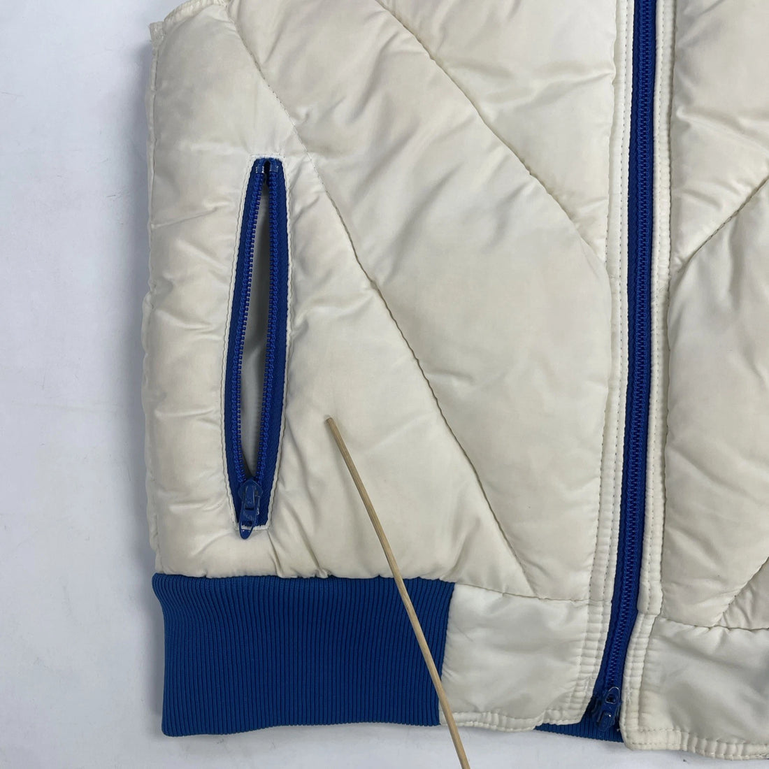 Vintage Mountain Goat White Stag Puffer Vest Jacket Size Small Insulated