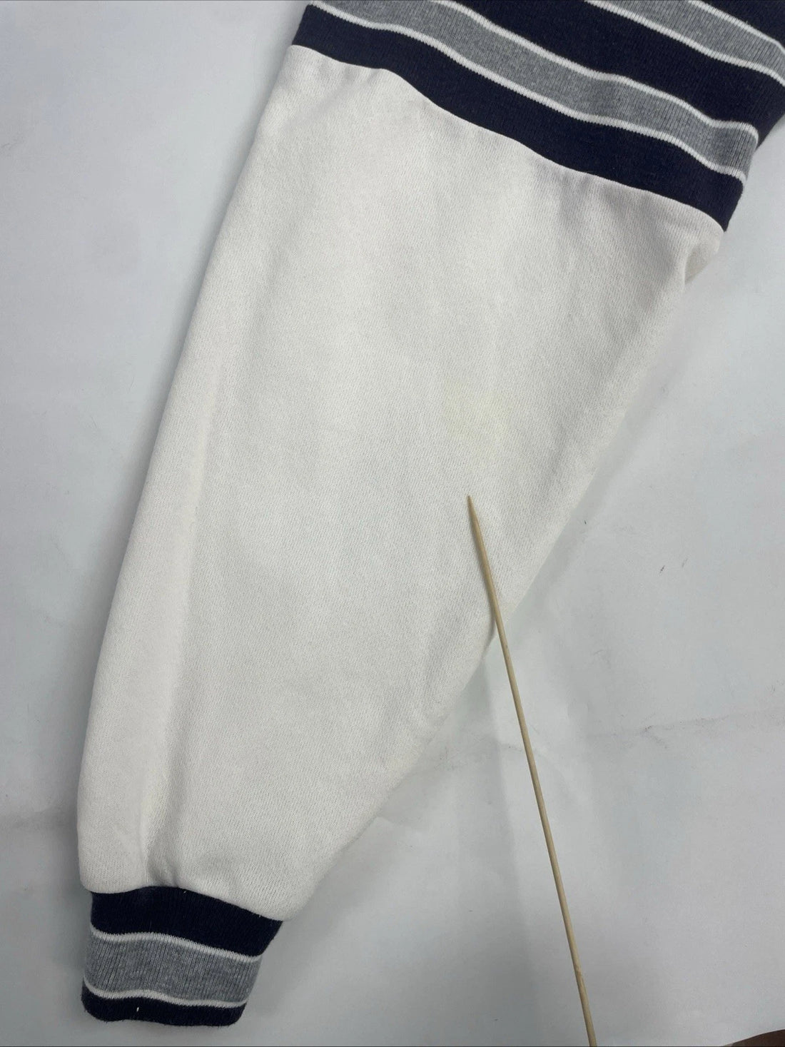 Vintage Michigan Wolverines V-Neck Sweatshirt Size XL 90s NCAA