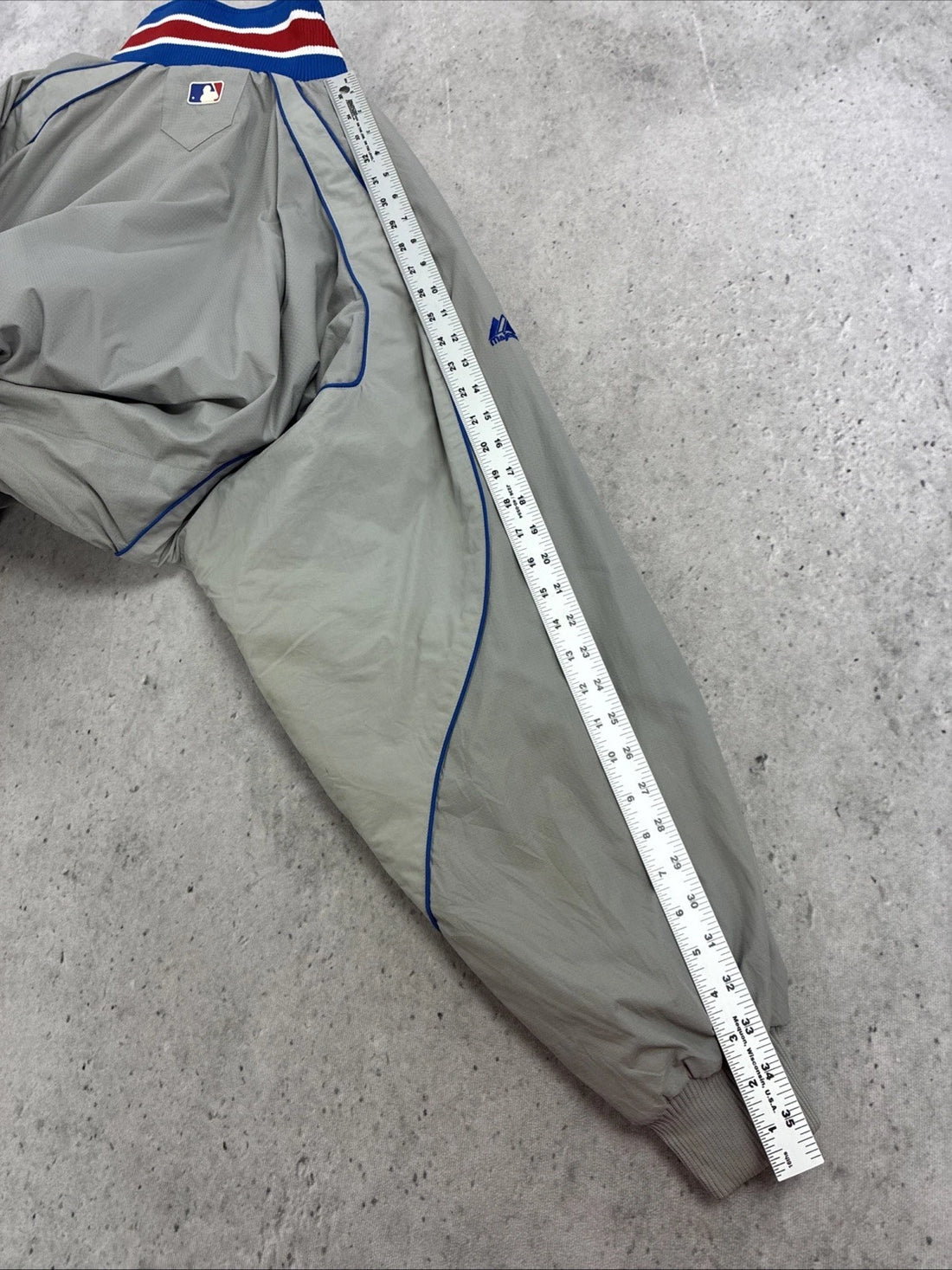 Chicago Cubs Majestic Dugout Bomber Jacket Size 2XL MLB