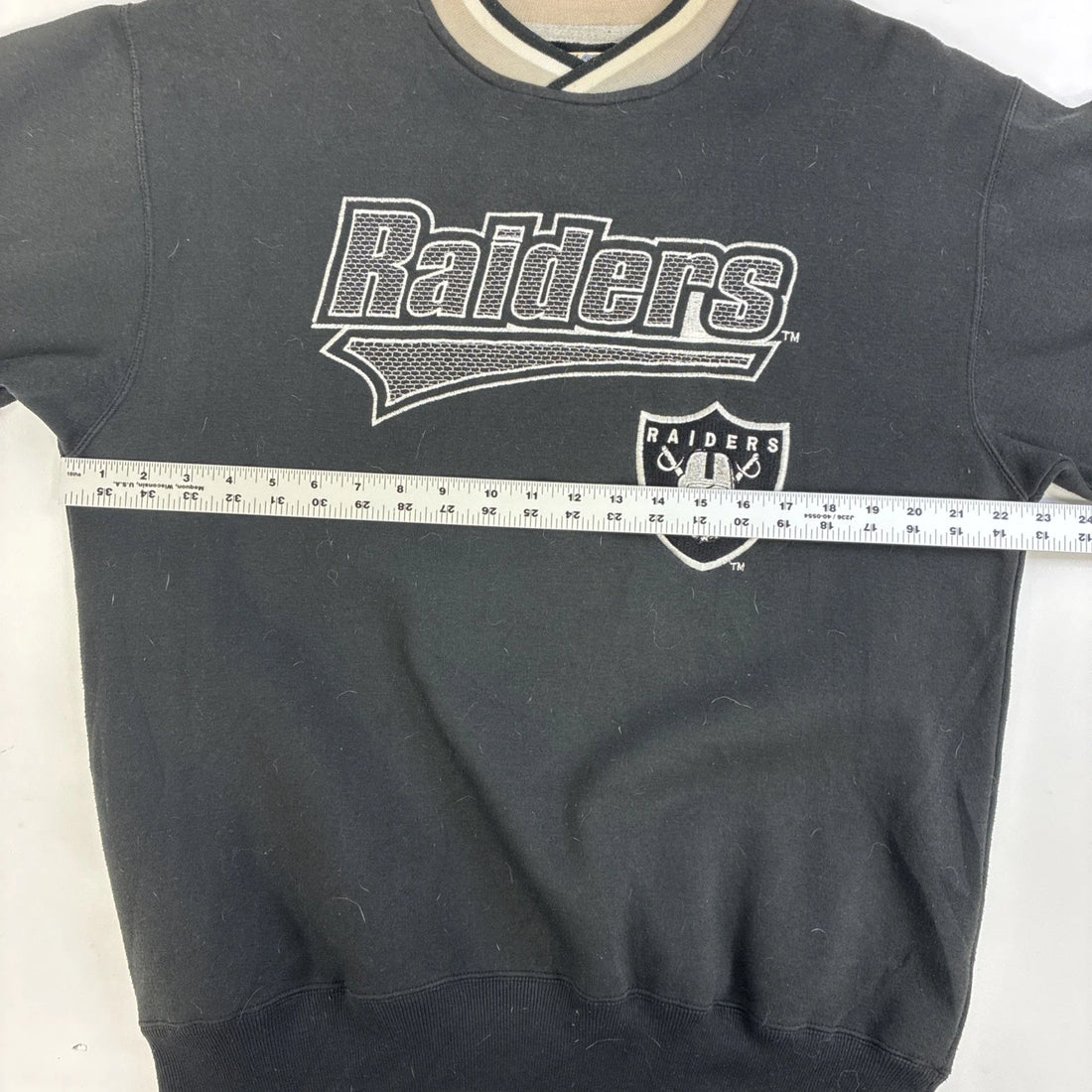 Vintage Los Angeles Oakland Raiders Starter Sweatshirt Crewneck Medium 90s NFL