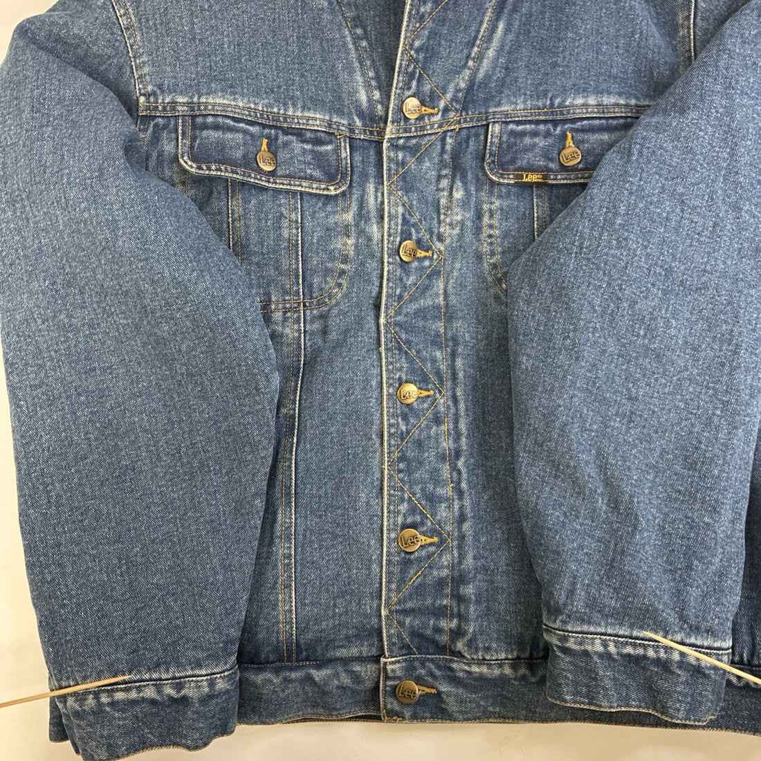 Lee Denim Trucker Jacket Size Medium Sherpa Lined