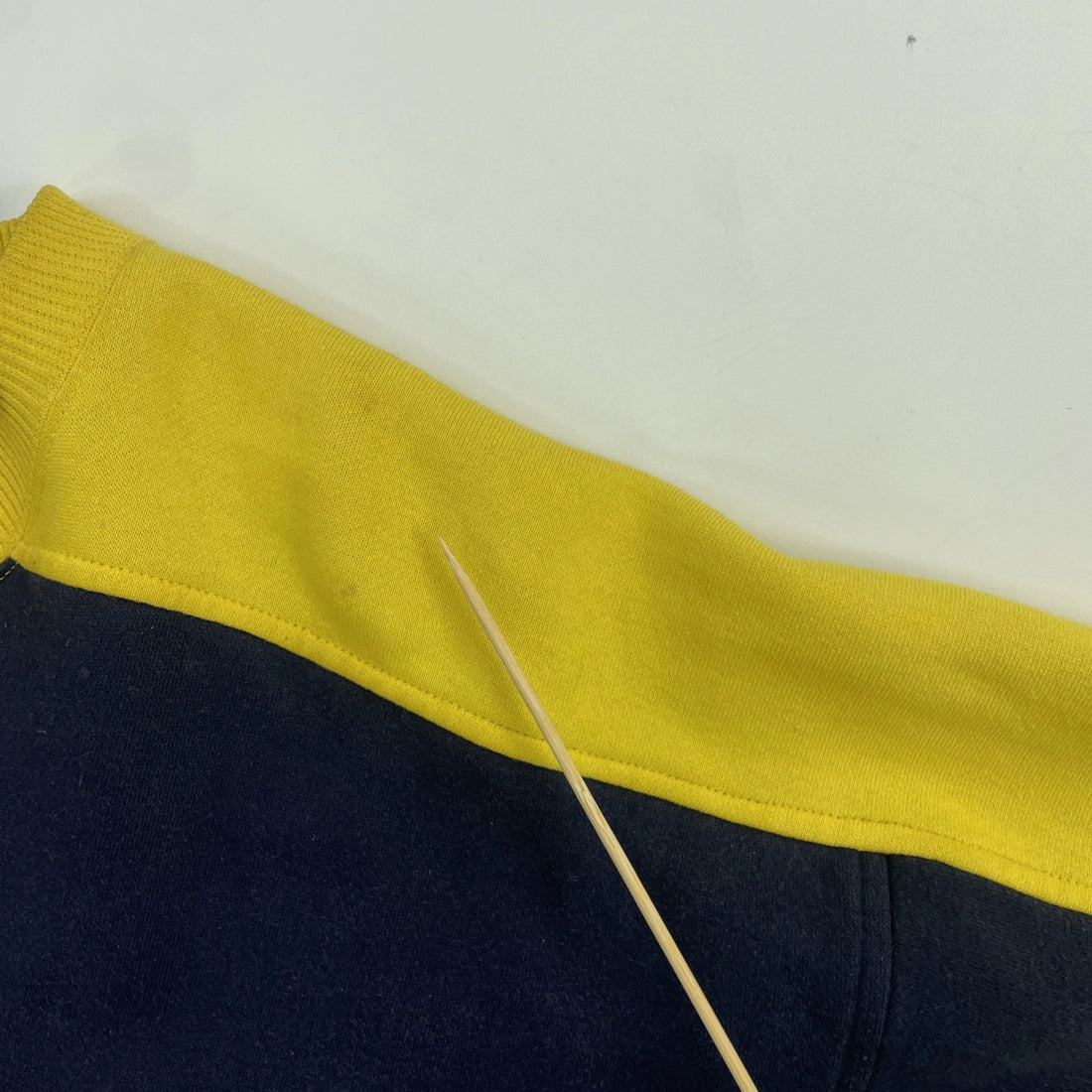Michigan Wolverines Crewneck Sweatshirt Size XL NCAA