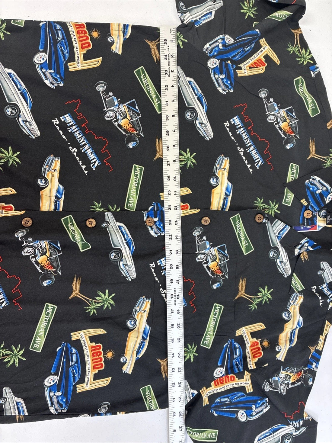 Hot August Nights Auto Cars Button Up Shirt Size XL All Over Print