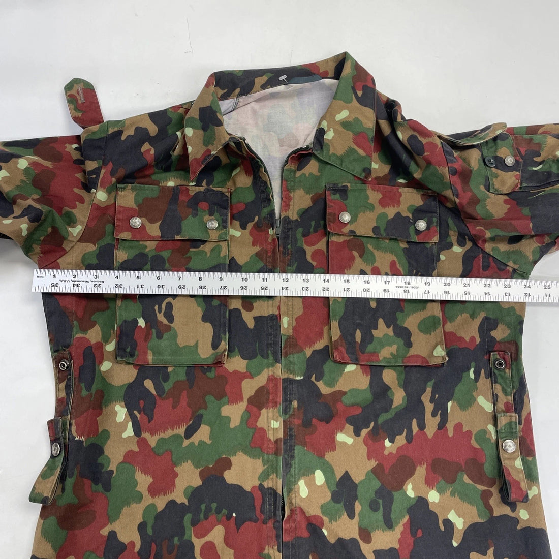 Vintage Swiss Army Taz M83 Military Light Field Jacket Size Large