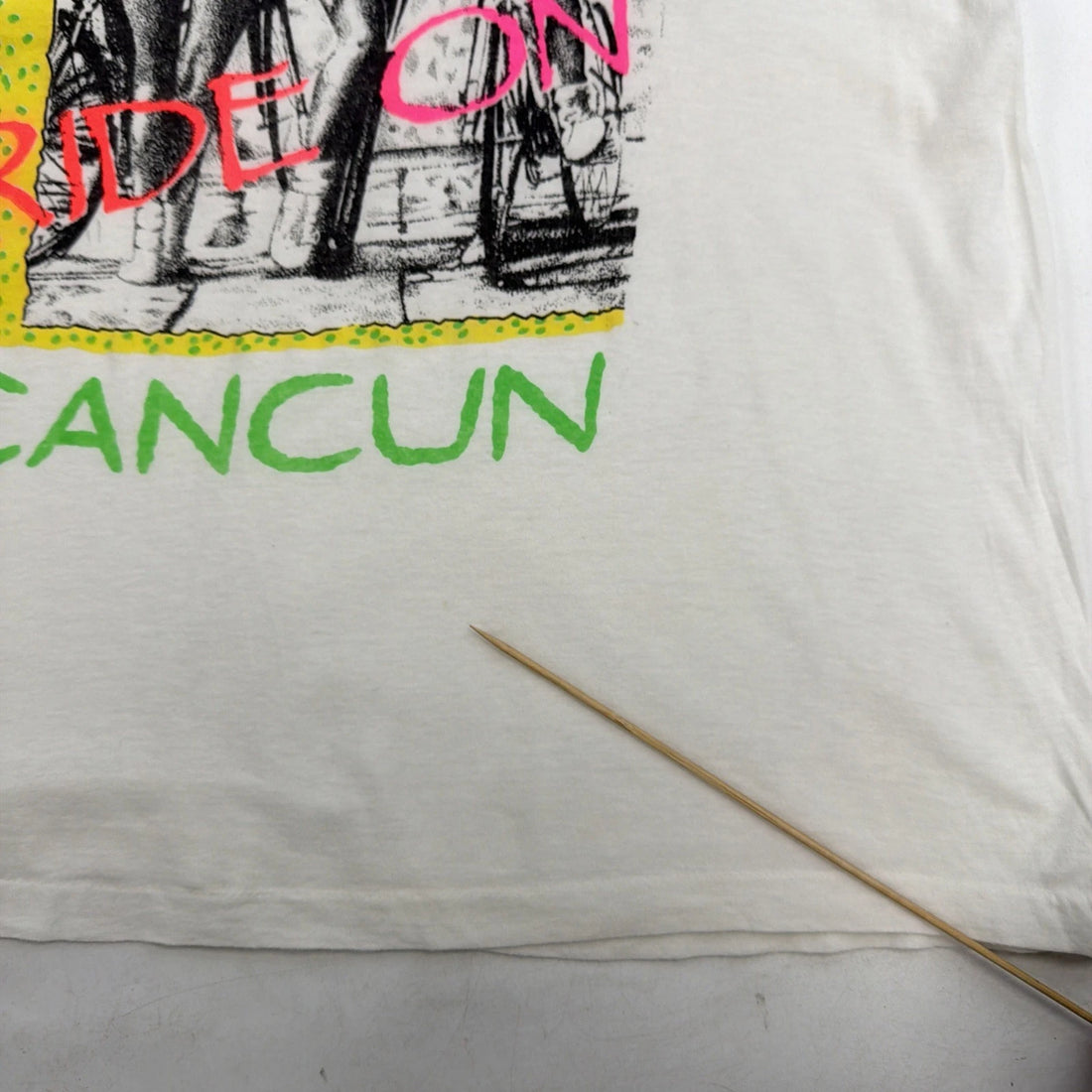 Vintage Ride On Cancun Beach Babes T-Shirt Size Large 90s