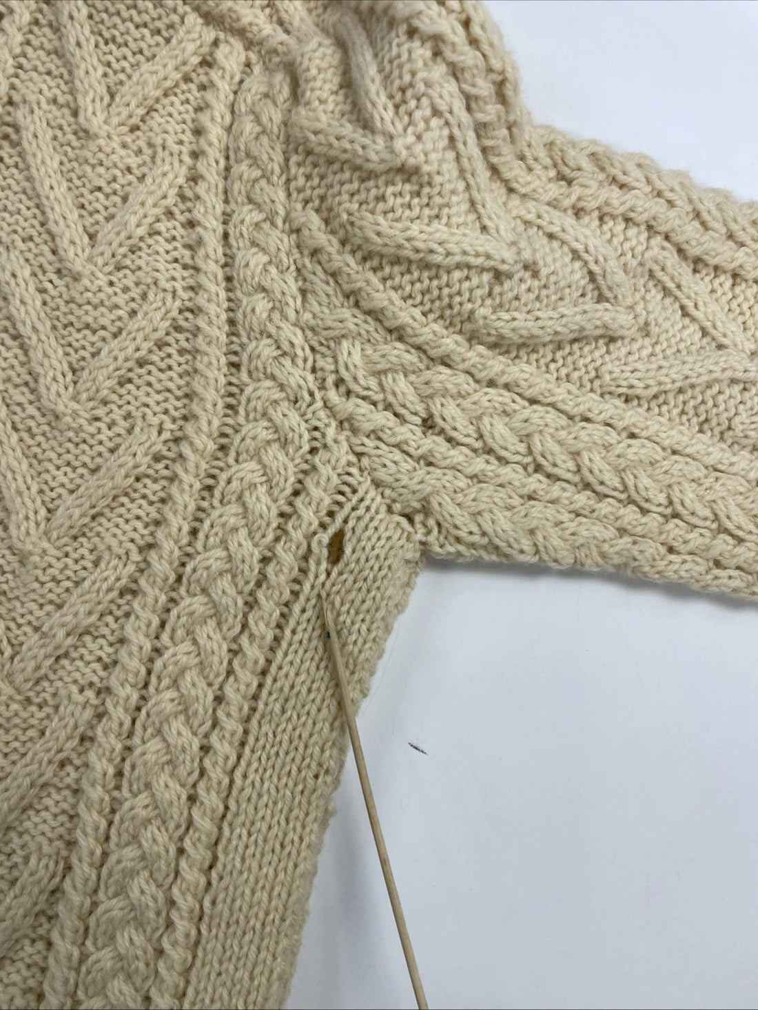 Vintage Gaeltarra Wool Cable Chunky Fisherman Knit Sweater Size 42 Ireland