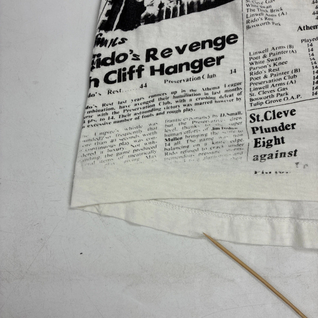 Vintage Jethro Tull Thick As A Brick Newspaper T-Shirt XL All Over Print 90s