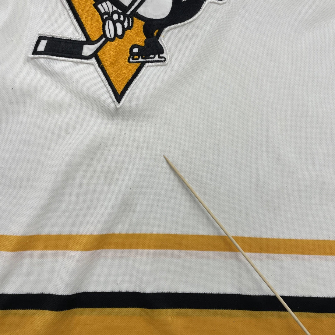 Vintage Pittsburgh Penguins CCM Jersey Size Large 90s NHL