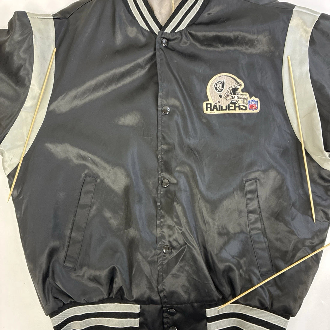Vintage Los Angeles Oakland Raiders Satin Bomber Jacket Size Large NFL