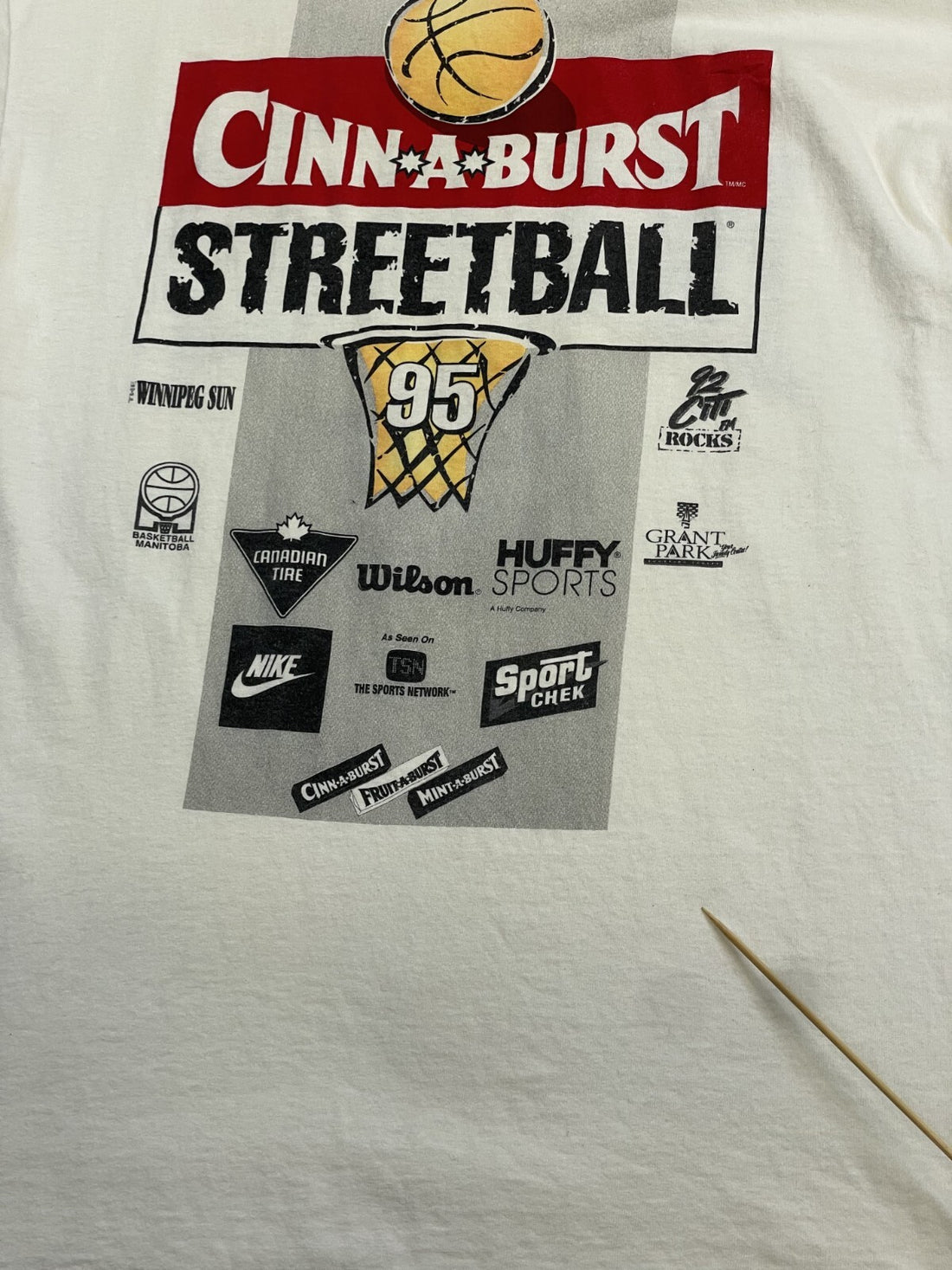 Vintage Winnipeg Cinnaburst Streetball Nike T-Shirt Size Large 1995 90s