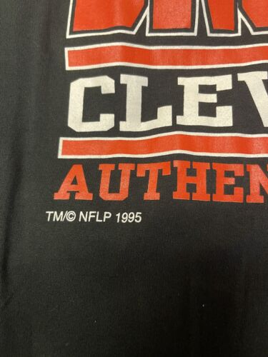 Mens XL Cleveland Browns Russell Athletic brown crewneck