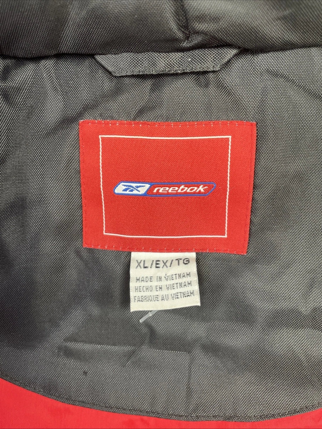 Vintage Atlanta Falcons Reebok Puffer Jacket Size XL NFL