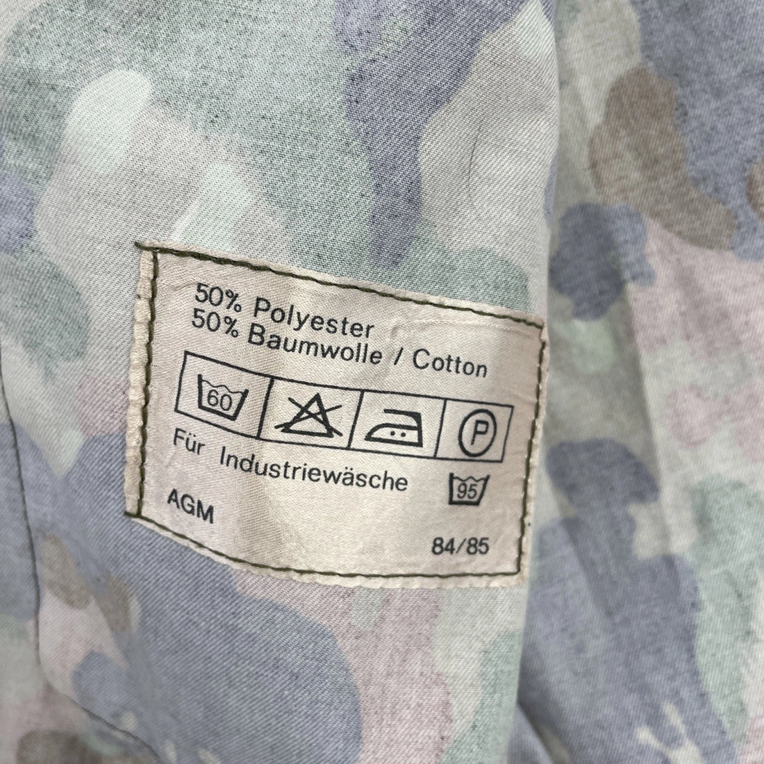 Vintage Swiss Army Taz M83 Military Light Field Jacket Size Large