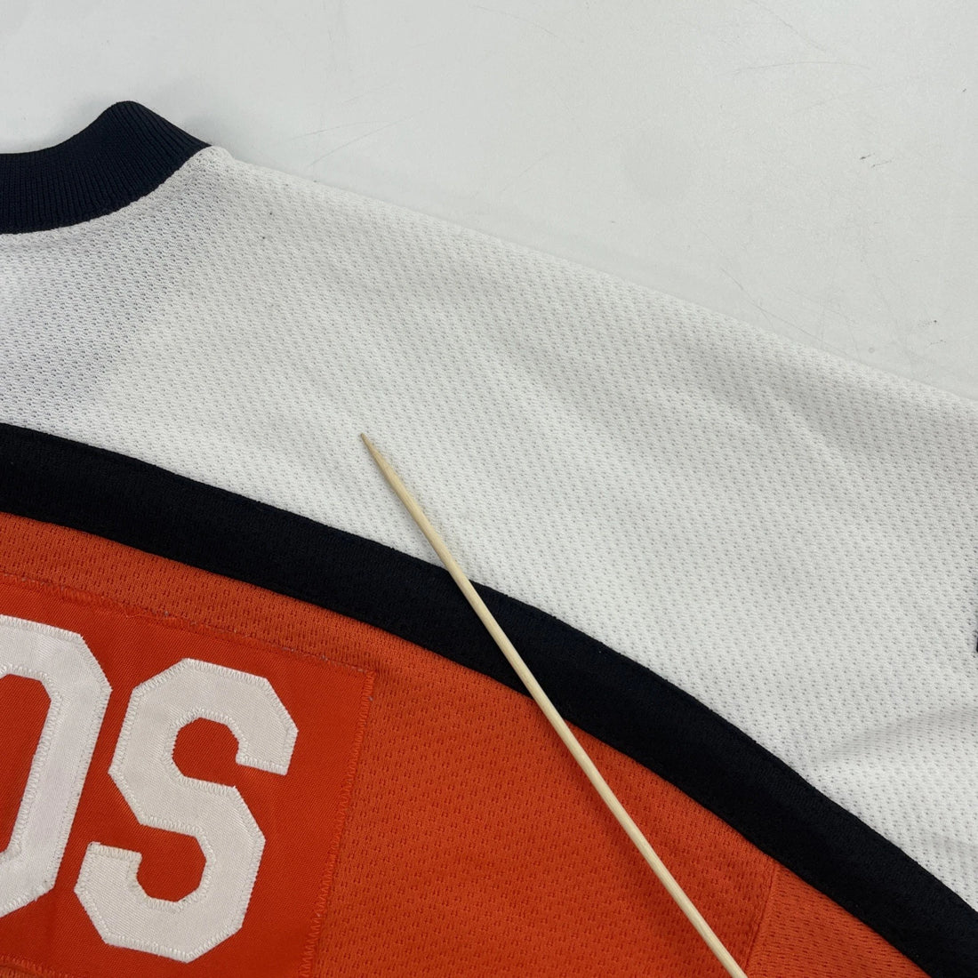 Vintage Philadelphia Flyers Eric Lindros Starter Jersey Youth Size Large/XL NHL