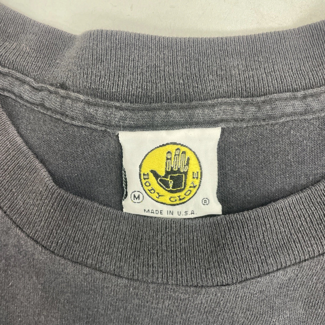 Vintage Body Glove T-Shirt Size Medium 90s