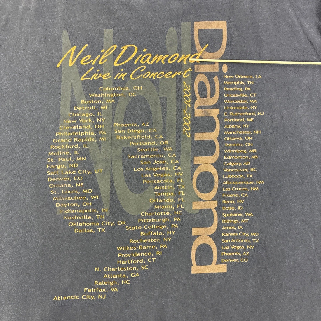 Vintage Neil Diamond On Tour 2002 T-Shirt Size XL