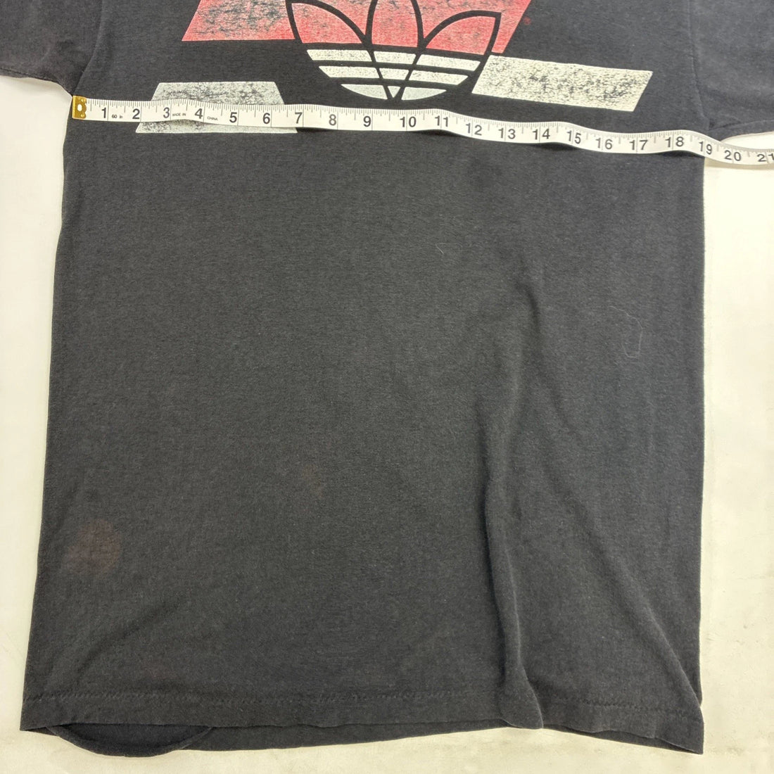 Vintage Adidas Trefoil T-Shirt Size Large 80s