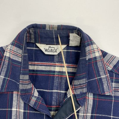 Vintage Woolrich Button Up Shirt Size Large Plaid
