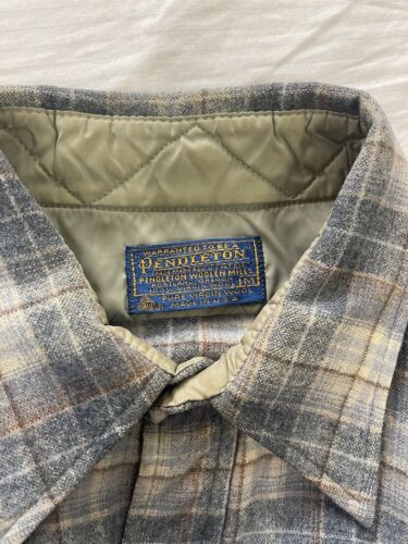Vintage Pendleton Lodge Wool Button Up Shirt Size Medium Plaid